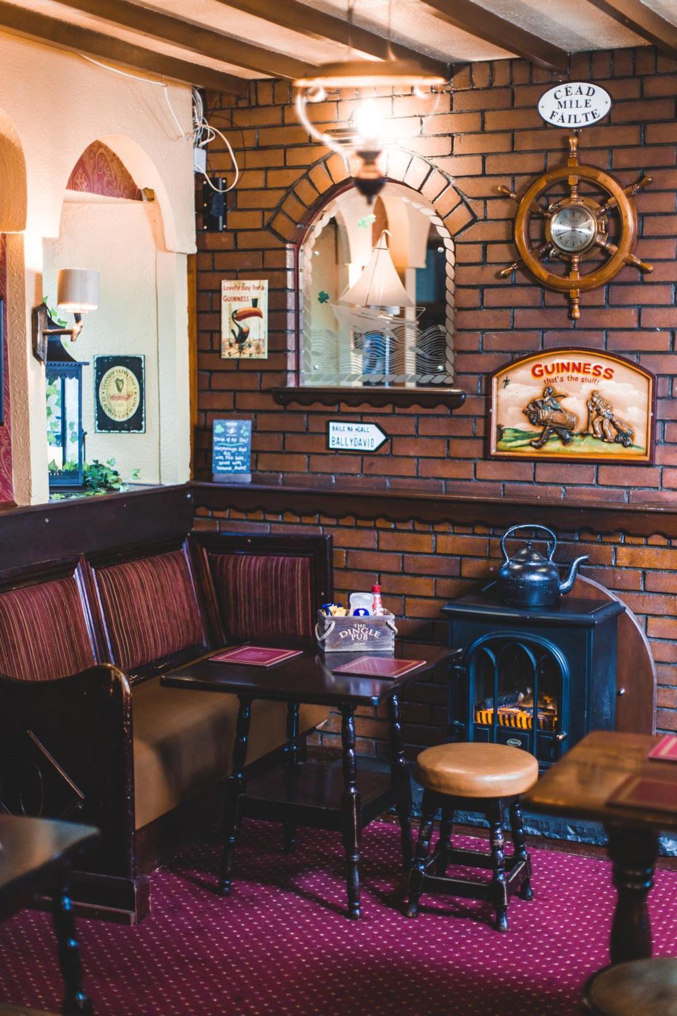 The Dingle Pub Rooms Eksteriør bilde